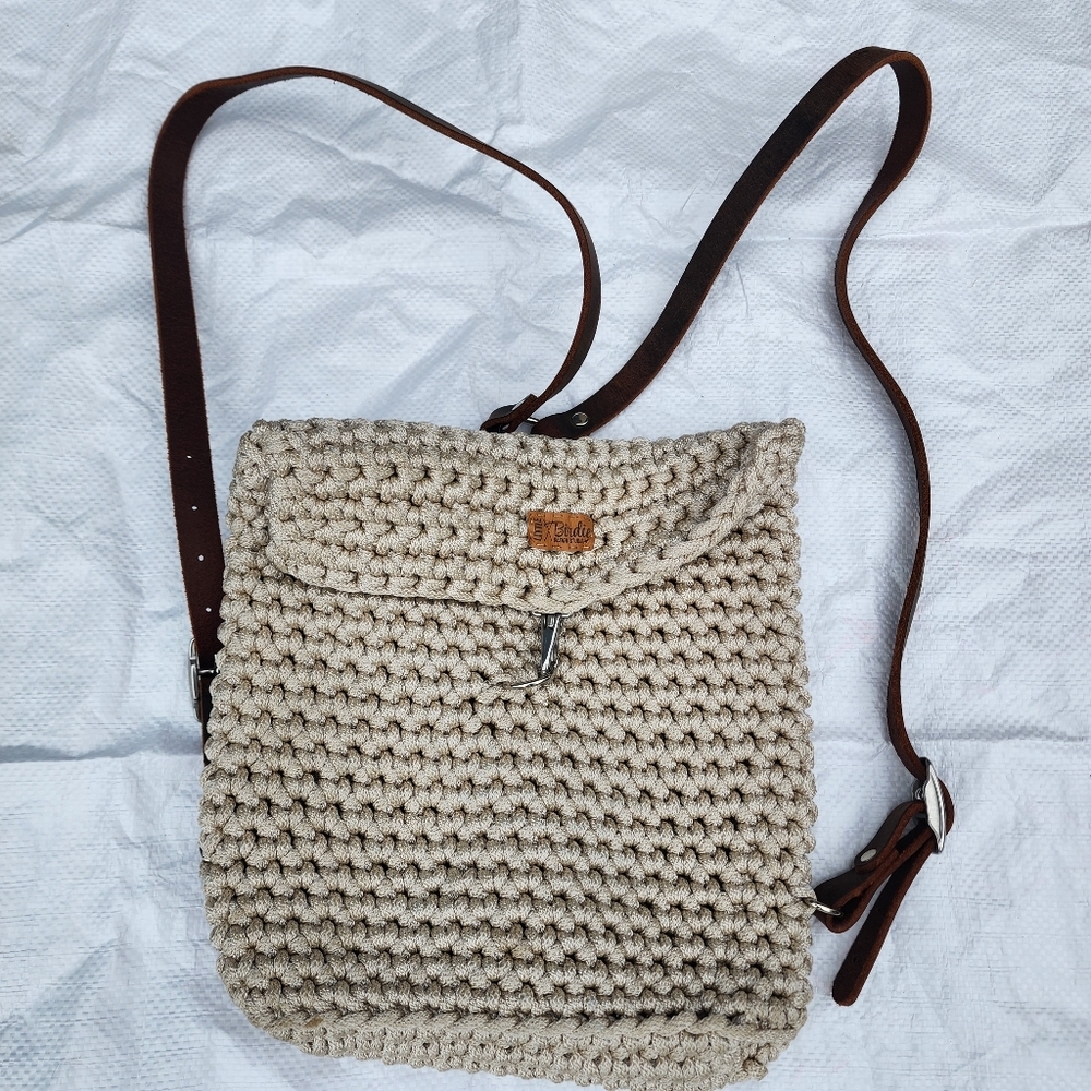 Little Birdie Design Studio Women Cream Beige Hand Knit Backpack Bag Leather - Picture 2 of 4